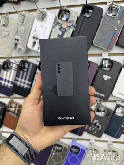 Samsung Galaxy S24, 8/256 ГБ