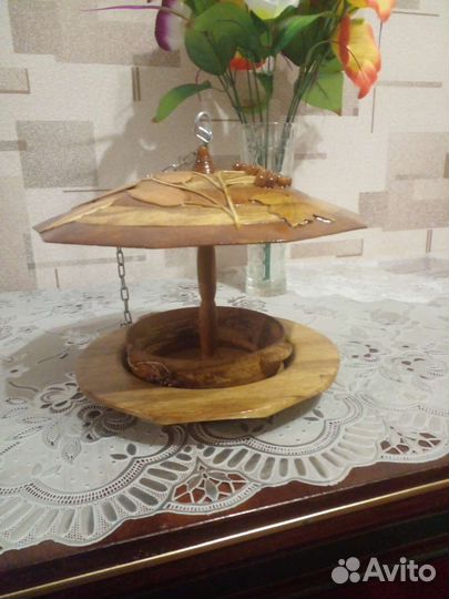 Кормушка для птиц из дерева