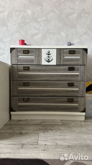 Продам кровать, комод, пенал