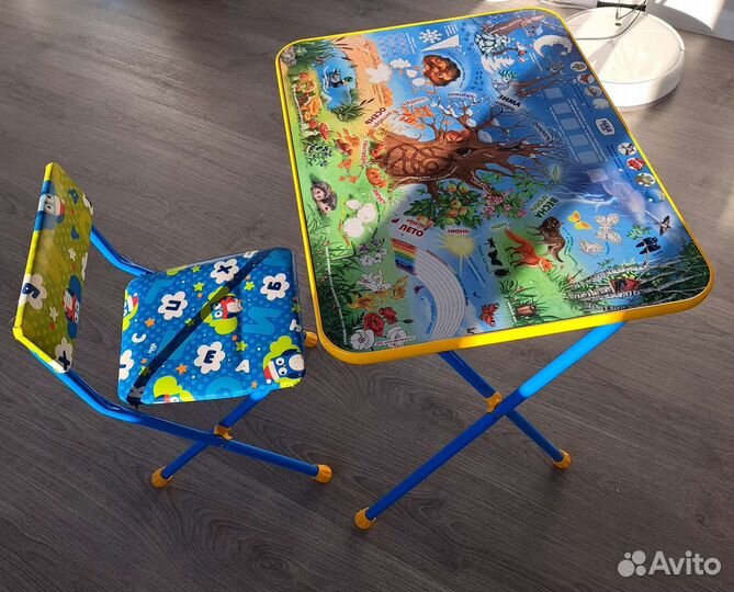 Детский стол и стул