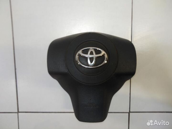 Подушка безопасности в рулевое колесо Toyota RAV4