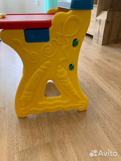 Столик-мальберт для малыша