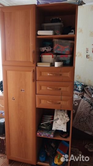 Продам пенал и стеллаж