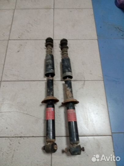 Амортизатор задний Audi 80 B3