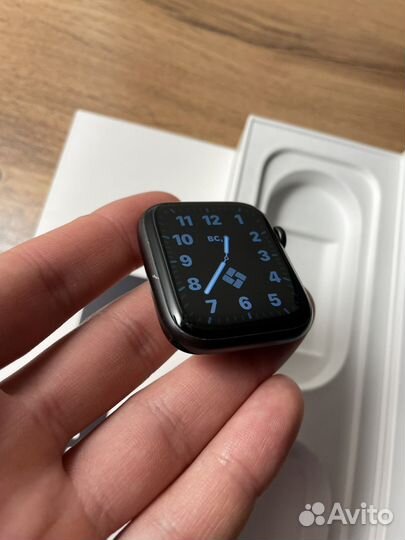 Apple watch series 5 44mm