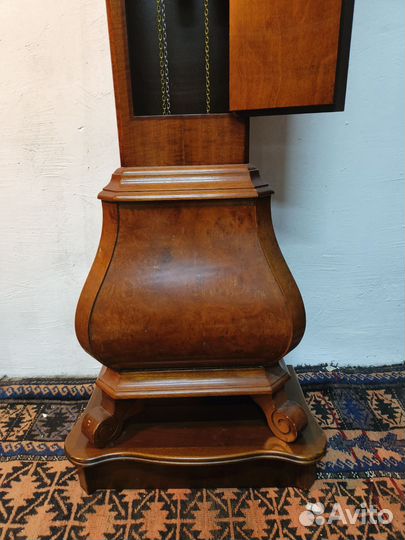 Часы напольные. Антиквариат