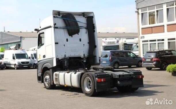 Pазбираем грузовик Mercedes-Benz Actros mpiv с 201