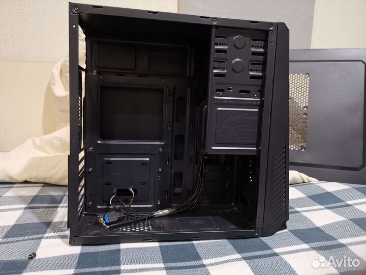 Корпус dexp(DC-102B)для пк