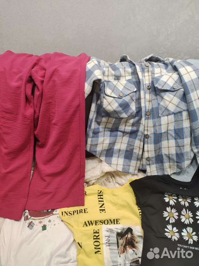 Вещи на девочку размер 146-152