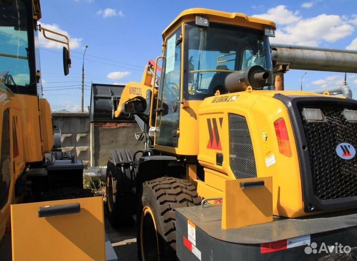Фронтальный погрузчик Worker ZL30, 2023