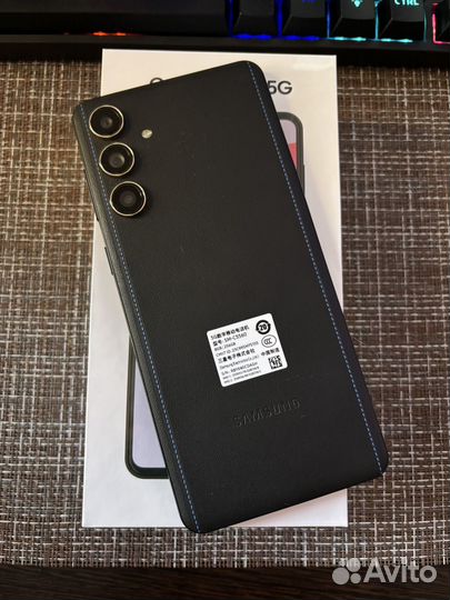 Samsung Galaxy C55, 8/256 ГБ