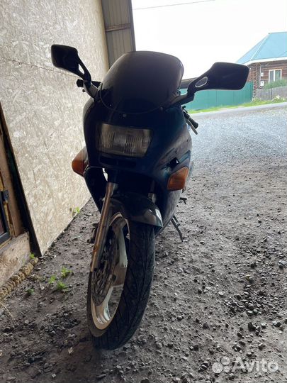 Продам Kawasaki ZZR 250