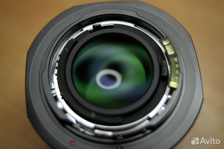 Voigtlander Nokton 58mm F/1.4 Nikon F c адаптером