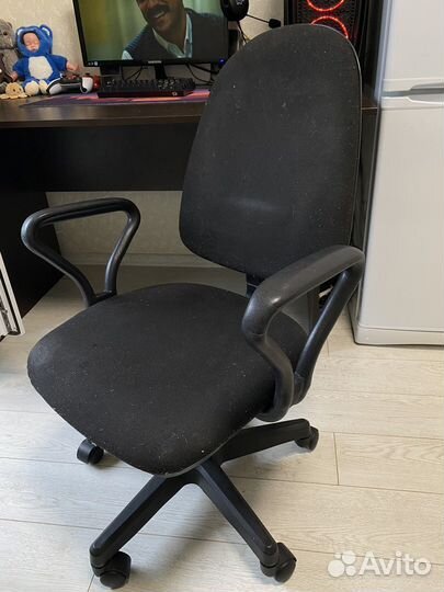 Компьютерное кресло