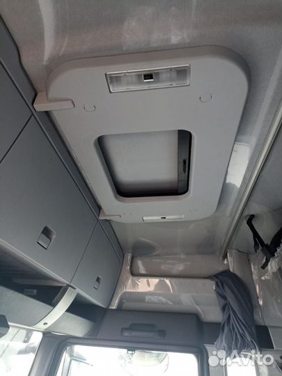 Sitrak ZZ4256V364HE, 2023