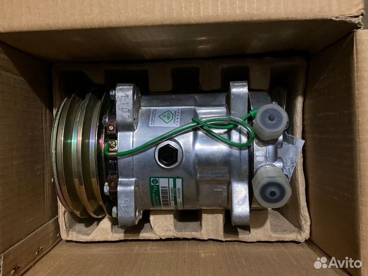 Компрессор кондиционера Е3 howo VG1500139001