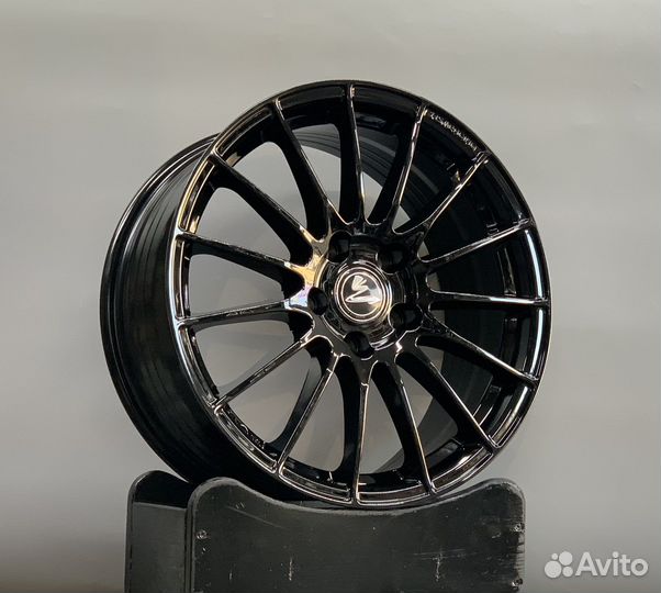 Литые диски 8xR18 5x114.3 Makstton Fly