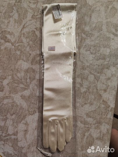 Перчатки свадебные новые