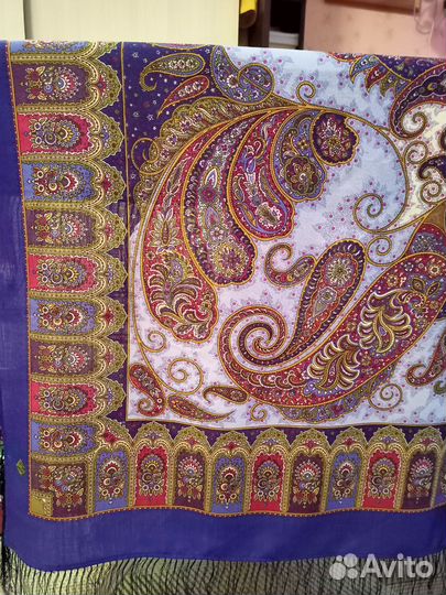 Платок Павлово-Посадский 125*125 см