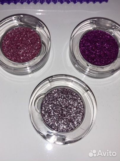 Тени для век H&M новые