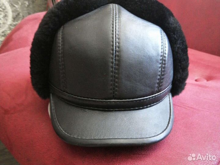 Мужская кожаная кепка