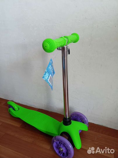 Самокат детский трехколесный kreiss новый