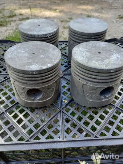 Поршень на москвич 408