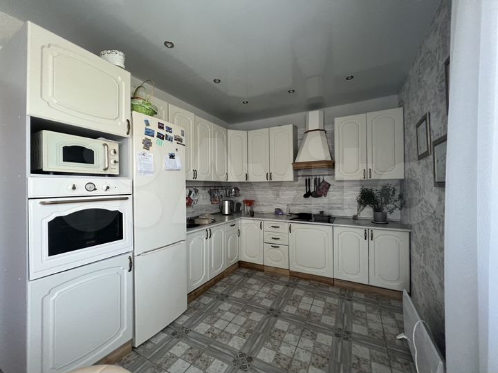 Дом 207 м² на участке 17 сот.