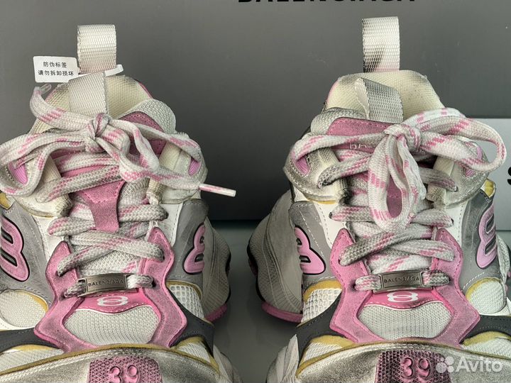 Balenciaga Cargo Sneaker Worn-Out - Pink