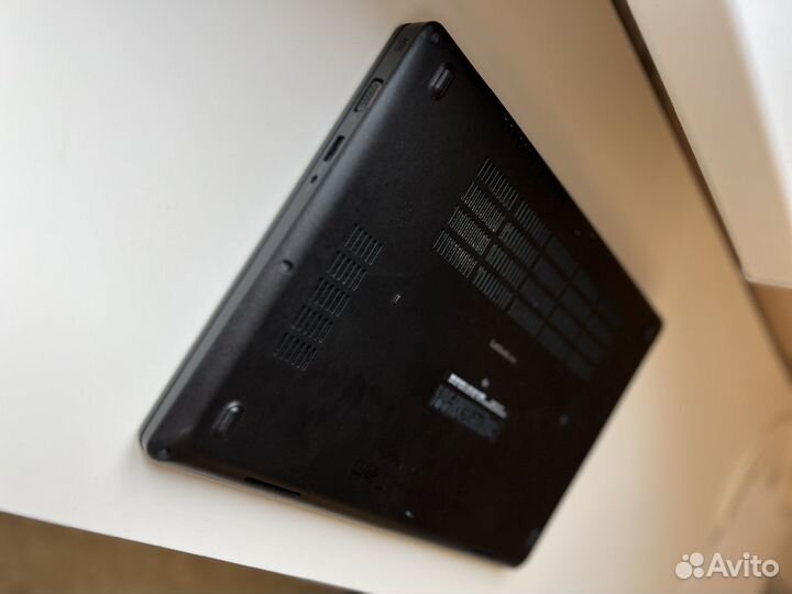 Ноутбук dell latitude