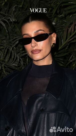 Солнцезащитные очки Yves Saint Laurent женские