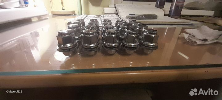 Колёсные гайки