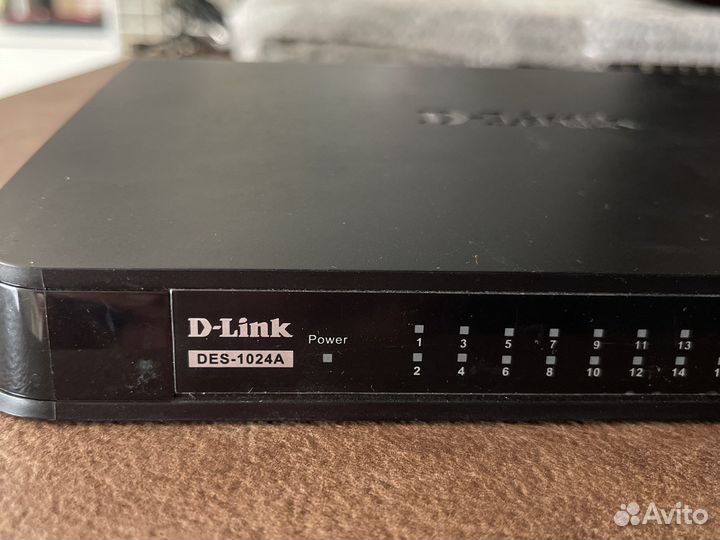 Коммутатор d-link DES-1024A