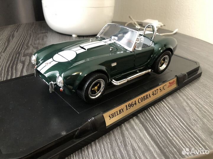 Shelby cobra 427 1/18 road signature