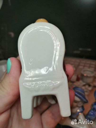 Фарфоровая статуэтка
