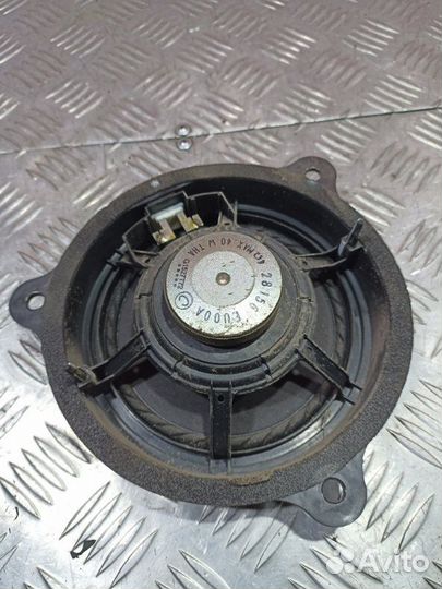 Динамик задний правый Nissan Tiida / C11X хэтчбек