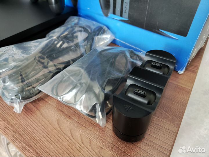 Sony playstation 4 PS4 pro 1tb