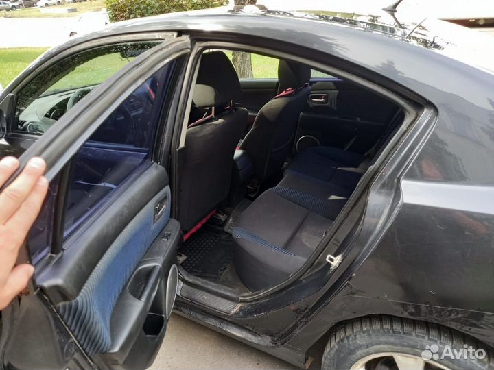 Mazda 3 2.0 МТ, 2005, 280 000 км