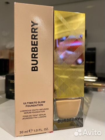 Тональная основа Burberry