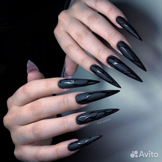 Мастер маникюра