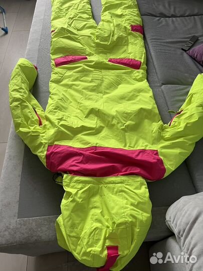 Комбинезон для сноуборда женский