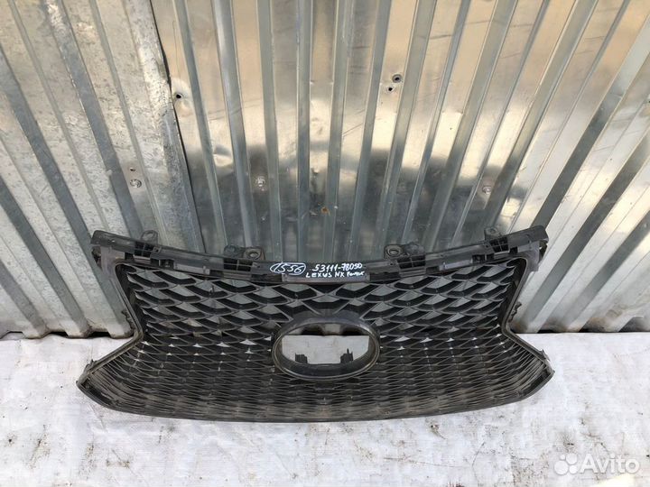 Lexus NX 14- F-Sport Решетка радиатора 1556