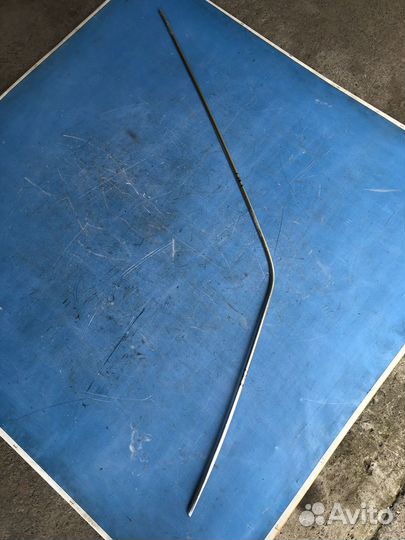 Молдинг крыши правый на BMW E30