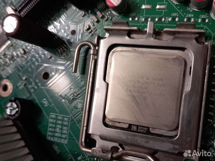 Процессор Intel Core 2 Quad Q9500 LGA775