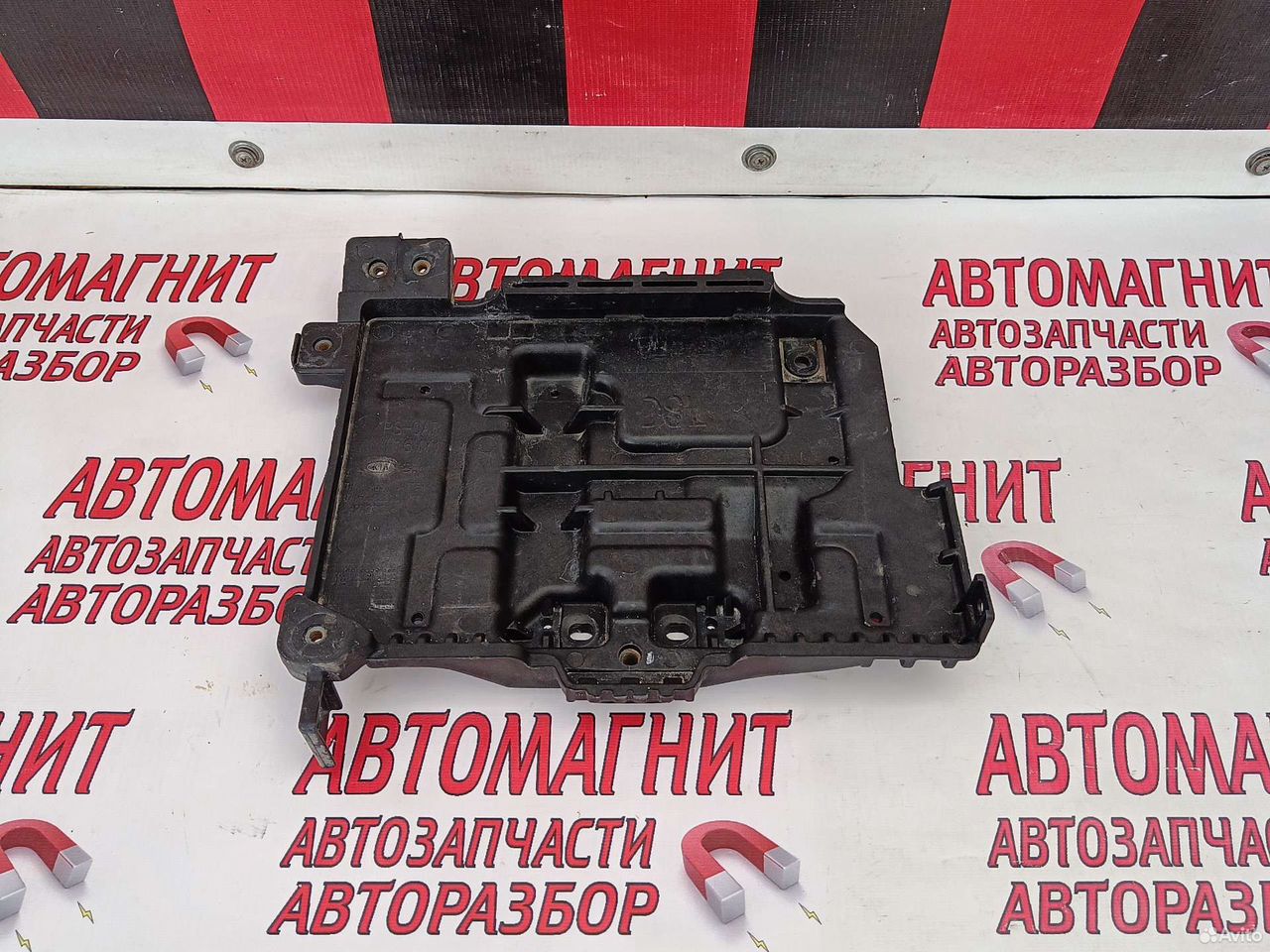 Площадка аккумулятора Киа Соул 2 PS 13-19 г.в