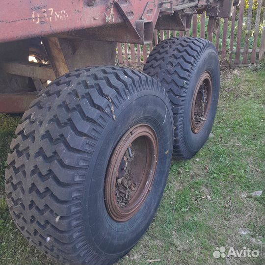 Разбрасыватель удобрений БобруйскАгромаш ПРТ-10-1Т, 1990