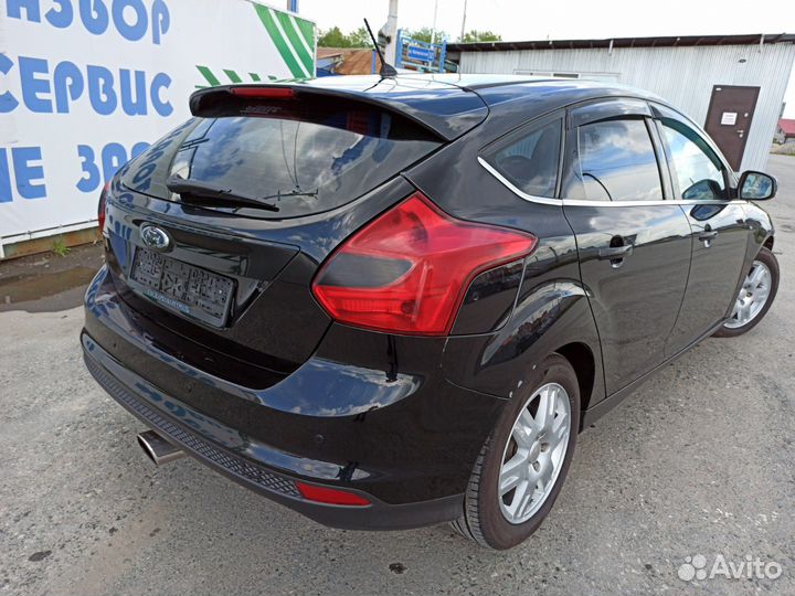 Патрубки отопителя Ford Focus 3 2012 1890790 Хорош