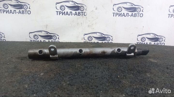 Рампа топливная правая Mercedes Ml W164 OM642.940