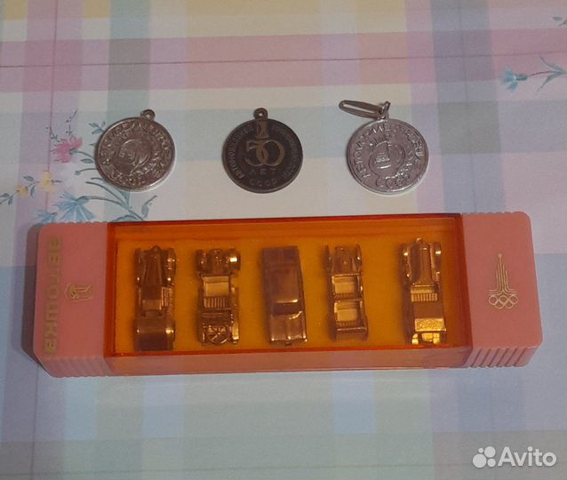 Машинки коллекционные 