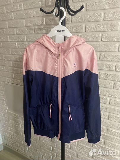Ветровка на девочку 140